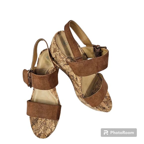 Andrew Geller "Jolene" Brown Wedge Sandals NWOT 8.5 M - Picture 3 of 10
